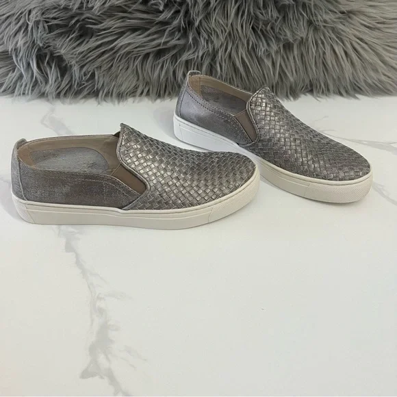 THE FLEXX  women’s gray leather woven slip on sneakers size 6 - Picture 3 of 9